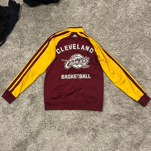 Cleveland Cavaliers Adidas Full Zip Red and Yellow Men’s Size Small - Picture 5 of 7